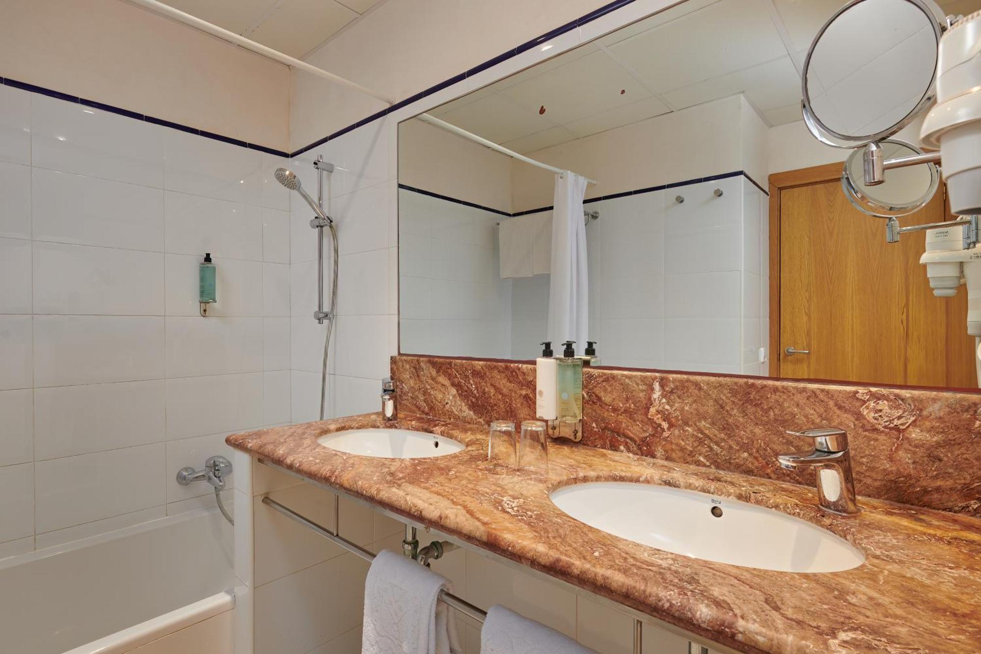 Hotel Apartamentos Cala Santanyi Εξωτερικό φωτογραφία