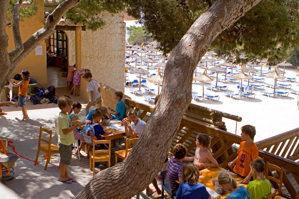 Hotel Apartamentos Cala Santanyi Εξωτερικό φωτογραφία